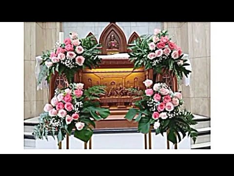 eps.97  (96 B) Rangkaian bunga bertingkat depan altar bagian bawah untuk Wedding