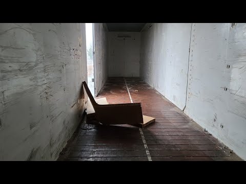 Snowy boxcar ride north ❄ ❄ ❄