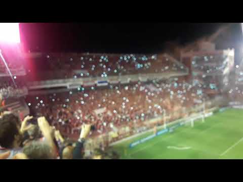 "Salida del Equipo y Recibimiento de la Hinchada en Independiente 3 - Libertad 1  Copa Sudamericana" Barra: La Barra del Rojo • Club: Independiente