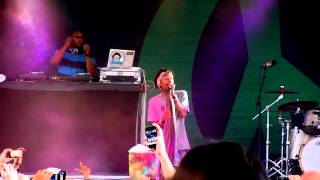 5 O&#39; Clock in the morning - Wiz Khalifa (ft. Lily Allen) Live in Cologne HD