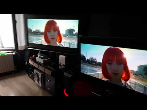 PANASONIC UT50 VS ST50 NEOPLASMA DAYLIGHT COMPARISON