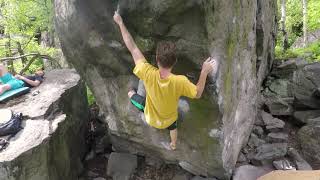 Video thumbnail of Zvrácenej Peréz, 8A. Sněžník