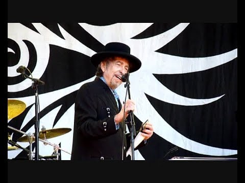 Bob Dylan -  Rainy Day Women #12 & 35- Odense - 27.06.2011