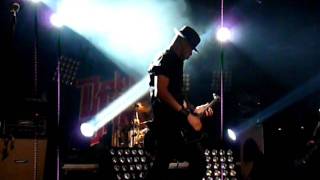 Danko Jones - Intro song - Rock shit hot live @ Zenith omega Toulon