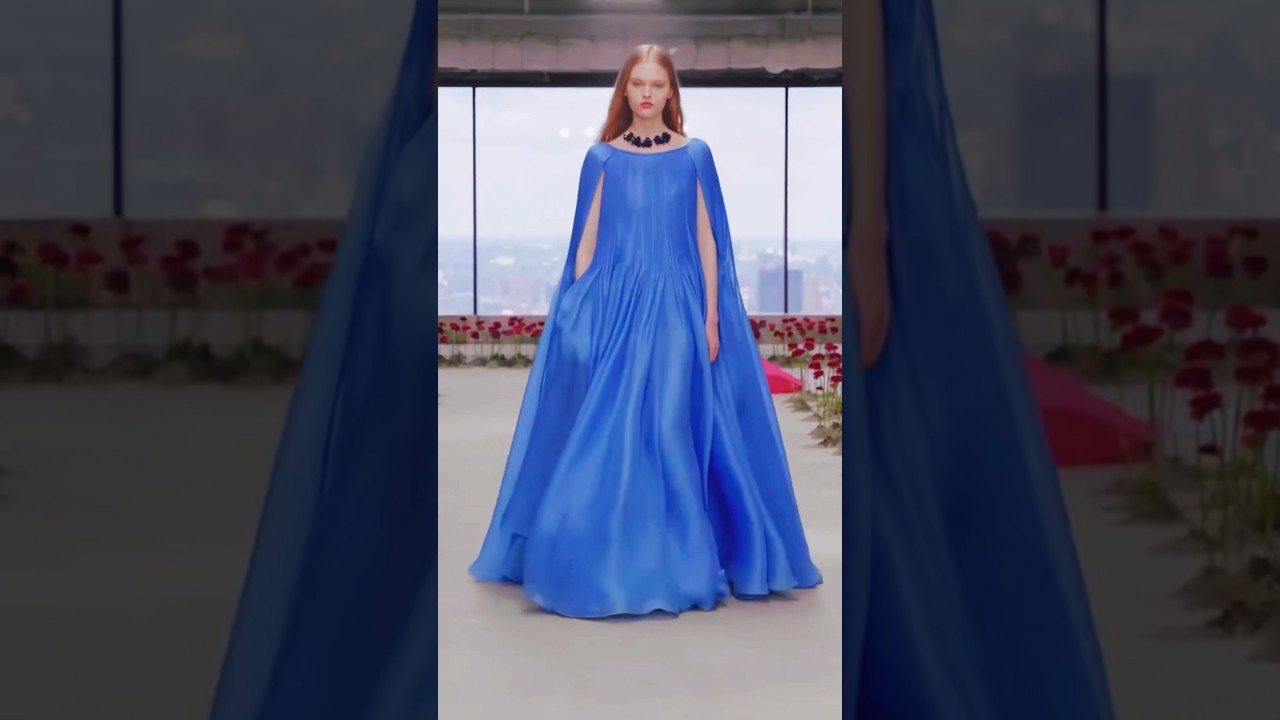 carolinaherrera #fall2025 #fw25 #fashion #show #newyork #nyfw