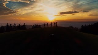 Music video thumbnail preview for Fäaschtbänkler - Ein Leben Lang by Fäaschtbänkler
