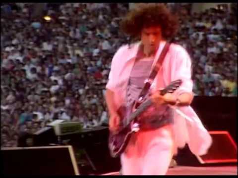 Queen - Tie your mother down (Live at Wembley)