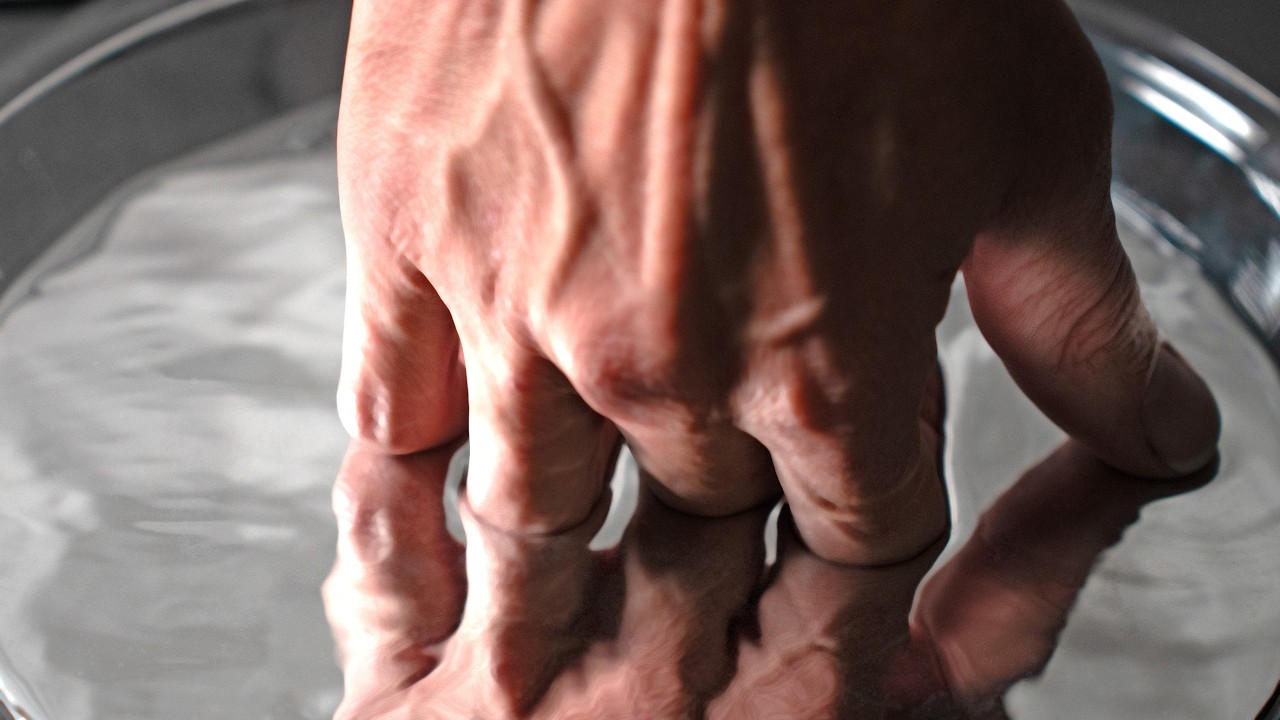 What Happens If You Touch Pure Mercury?