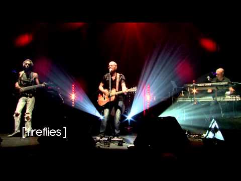 Mangloo "Fireflies" Live at Palaxa