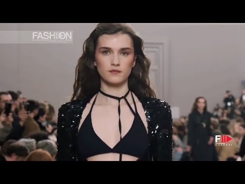 NINA RICCI Fall 2017 Highlights Paris - Fashion Channel