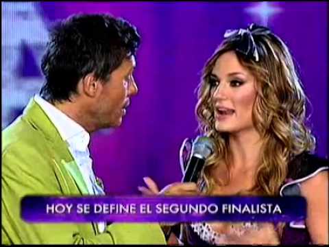 Showmatch 2010 - Pelea y beso para Paula y Peter