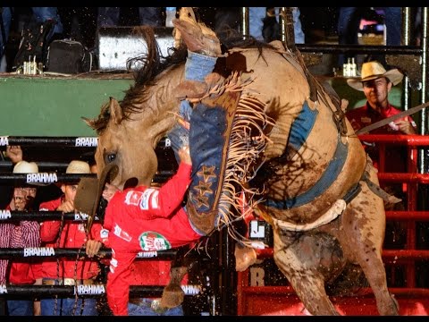 R-01 Quinta-Feira Festa do Peão de Colorado 2016 (todas as montarias) Touros e Cavalos
