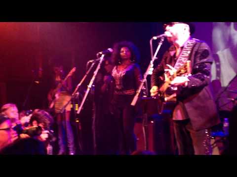 Magic in the Blues - Orianthi guitar solos