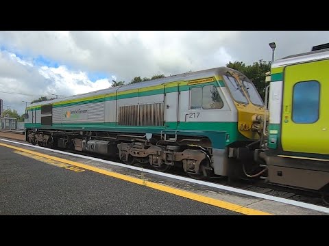 Irish Rail Mark 4 Intercity Train and 201 Class Loco - Monasterevin Station, Kildare