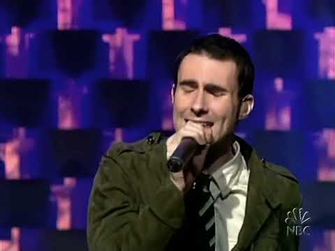 Maroon 5 - Sunday Morning (Live At Late Night With Conan O'Brien 02/03/2005) HQ