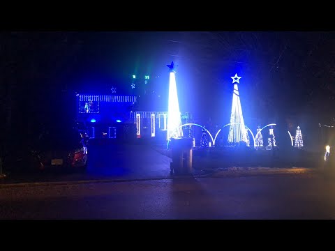 Simpson Street Christmas Light Show