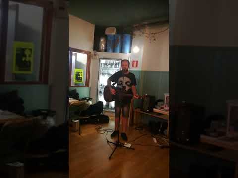 Abereh - Ekaitz gau honetatik ihesi (casa lúpulo, Xixon)