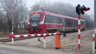 preview picture of video 'SA137-008 na Przejazdach Kolejowych w Lubartowie.'