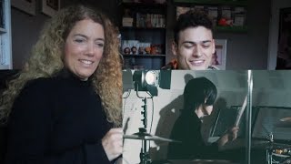 Download lagu MY MOM LISTENS TO HIROYUKI SAWANO PROJECT EMU | ATTACK ON TITAN LIVE ORCHESTRA FOR THE FIRST TIME!! mp3