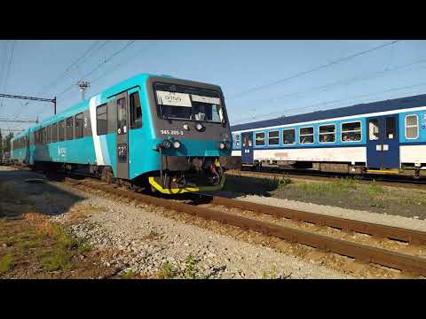 Vlaky ve stanici Všetaty dne 5.8.2020