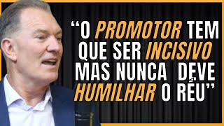 COMO É O TRABALHO DE PROMOTOR DE JUSTIÇA