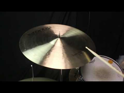 Istanbul Agop 19" Traditional Medium Crash - 1694g