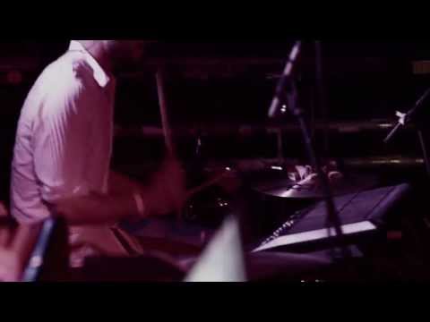 Julian & der Fux - Wie geht es? (2.4.2013@Flex)