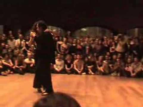  Giselle Anne  and  Gustavo Naveira  are  dancing  to  the  tango  "  Este Es El Rey  "