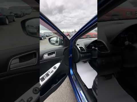фото hyundai solaris i 0