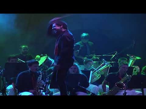 Bonberenea Eclair DVD - Bonberenea Txaranga - "Irabiazioa"