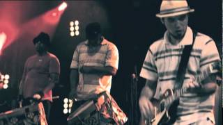 Nação Zumbi - Maracatu Atômico (DVD Ao Vivo no Recife)