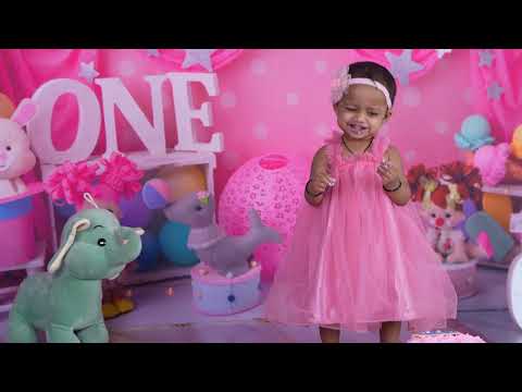 Advaitha Shree Cake Smash