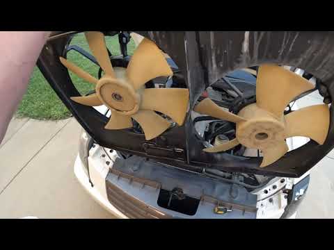 How to Replace The Radiator In A 2004 - 2007 Cadillac CTS