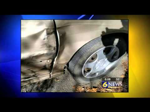 Police searching for green Jeep in hit-and-run%2