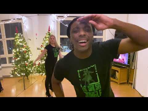 Watch her leading 😍 Ramiro Cairo & Judith Kroon (Salsa Jungle) #stepupchallenge by Lisa & Samuel