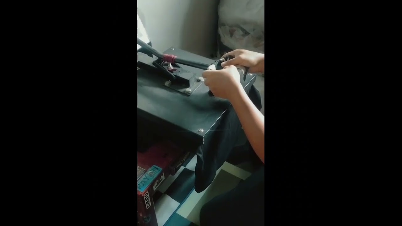 Desain Kaos & Motif - MOCKUP KAOS 3D BERPUTAR 360 DRAJAT - 2