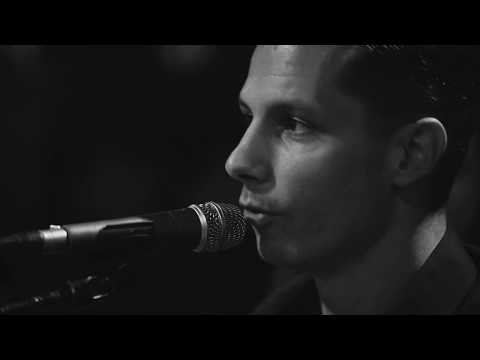 Devin Dawson - "I Can't Trust Myself" (Live At The Bluebird with Jillian Jacqueline)
