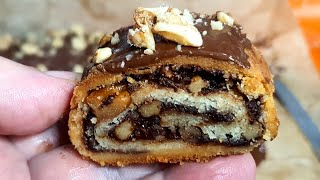 עוגיות רולדות שוקולד נוטלה ואגוזים משגעותCrispy Nutella Rolled Cookies קישור למתכון בתגובות #shorts (ליהי קרויץ - מטבח בקלי קלות) - התמונה מוצגת ישירות מתוך אתר האינטרנט יוטיוב. זכויות היוצרים בתמונה שייכות ליוצרה. קישור קרדיט למקור התוכן נמצא בתוך דף הסרטון