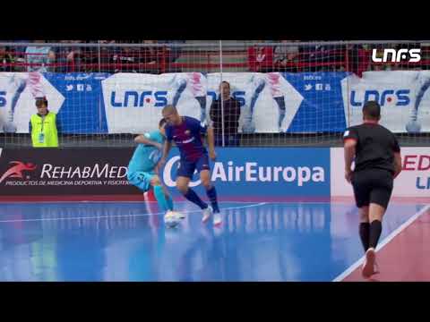 Paradas Jesús Herrero en el Movistar Inter - FC Barcelona Lassa. 1Div, J14