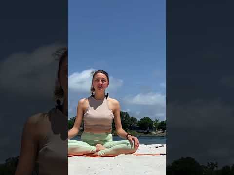 15 min yoga on the beach