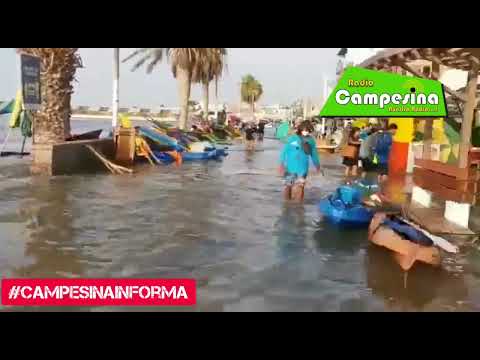 #URGENTE SE SALIO EL MAR EN PARACAS PERÚ