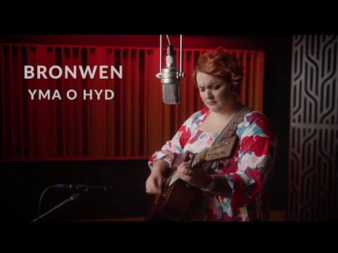 BRONWEN - Yma o Hyd (with translation)