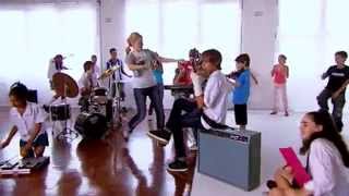 I Am A - I Like to Sing - Justine Clarke