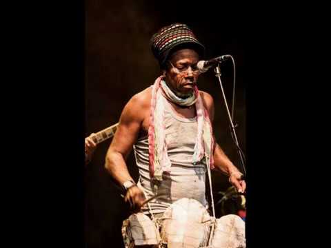 Mohubob Flores Live in Dangriga