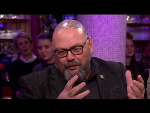 Verhitte discussie met lid van No Surrender   RTL LATE NIGHT