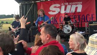 The Snuts - What's going on - Party at the palace