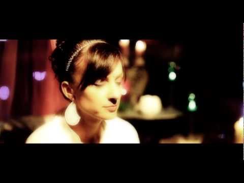 Elma/MUSICa: Jutros mi je ruza procvjetala