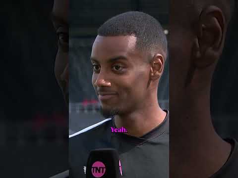 Alexander Isak didn’t realise he was on the brink of going past Zlatan Ibrahimovic 👀🇸🇪