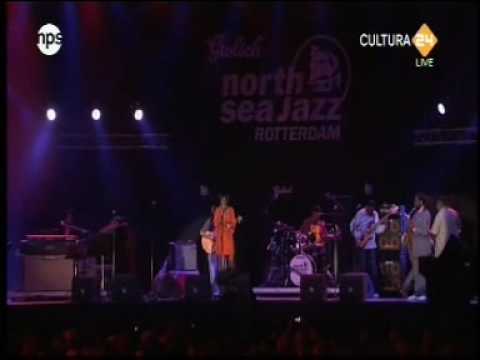 Renee Neufville - Juicy -  w/ Roy Hargrove's RH Factor (Live @ North Sea Jazz 2009)