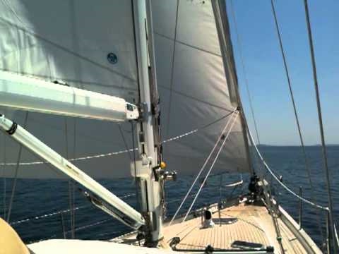 Discovery 55 Yacht For Sale